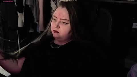 Snapshot of emma_razoom chatting on November 2025 01:59:02 AM Emma Razumovskaya online show from November 2025 01:59:02 AM