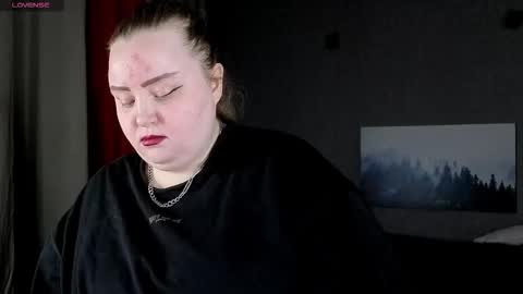 Snapshot of emma_razoom chatting on November 2025 01:15:01 AM Emma Razumovskaya online show from November 2025 01:15:01 AM