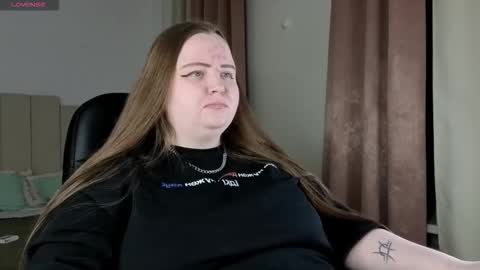 Snapshot of emma_razoom chatting on January 2026 10:04:02 PM Emma Razumovskaya online show from January 2026 10:04:02 PM