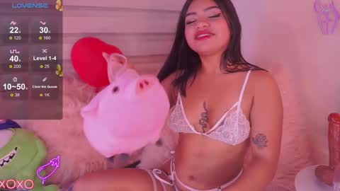 EMMA  online show from February 2025 11:23:02 PM