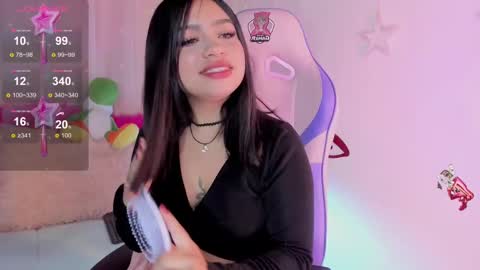 EMMA  online show from March 2025 06:26:02 PM