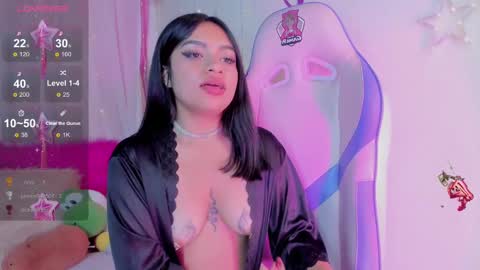 EMMA  online show from March 2025 05:17:02 PM