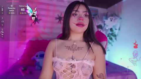 EMMA  online show from October 2025 07:01:01 PM