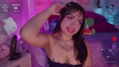 EMMA  online show from October 2025 05:45:01 PM