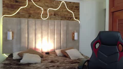 emma_visconti online show from September 2025 01:04:01 PM