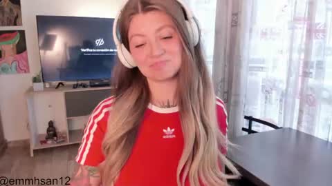 Snapshot of emmaa_hostt chatting on July 2026 10:31:02 PM Ema .l. online show from July 2026 10:31:02 PM