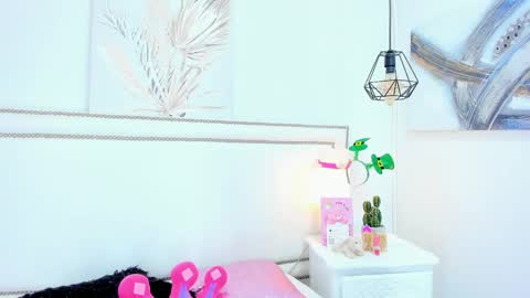 Emma  online show from March 2026 09:20:02 PM