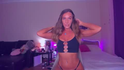 Emma online show from September 2025 06:52:02 PM