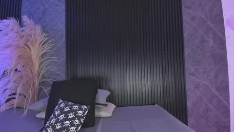 emmaclark_1 online show from March 2026 07:15:02 PM