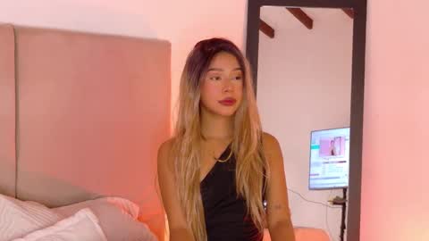 E M M A  online show from March 2026 04:46:01 PM