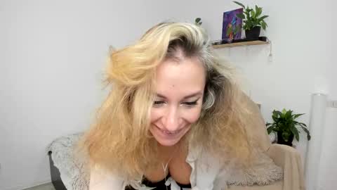 Emma online show from November 2025 08:37:02 AM