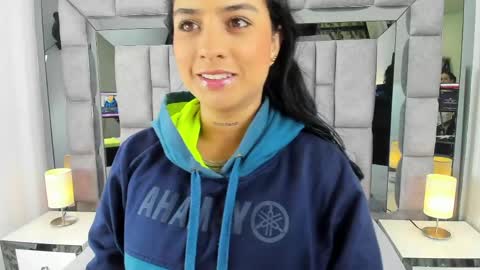 Snapshot of emmahill1 chatting on May 2026 11:05:01 AM EMMA HILL online show from May 2026 11:05:01 AM