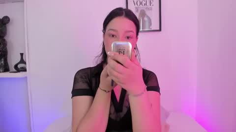 emmajohanson online show from February 2026 07:50:02 PM