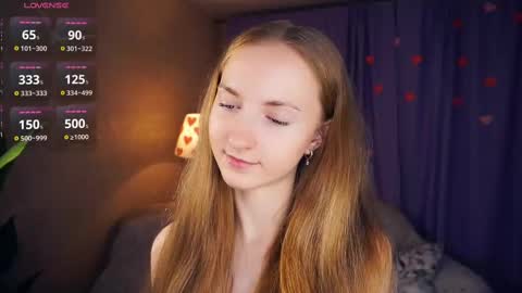 Snapshot of emmalaflame chatting on February 2025 08:20:02 PM Emma day  Wendy night online show from February 2025 08:20:02 PM