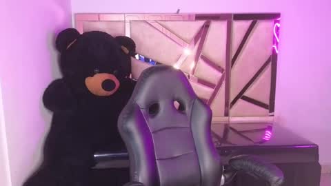 Emma online show from December 2024 08:04:02 PM