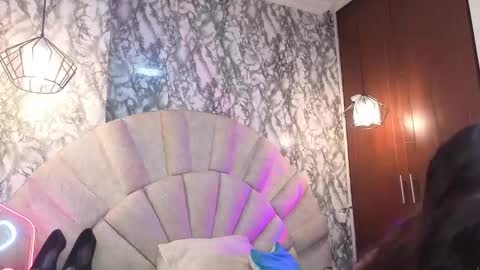 Snapshot of emmamiller__ chatting on February 2026 10:55:01 AM online show from February 2026 10:55:01 AM