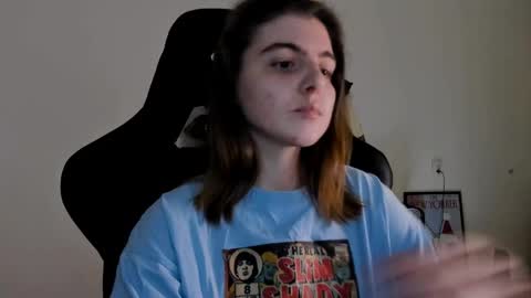 Emma online show from February 2025 07:52:01 PM