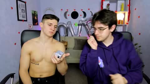 Snapshot of emmanuel_shine chatting on February 2026 06:43:02 AM Emmi online show from February 2026 06:43:02 AM