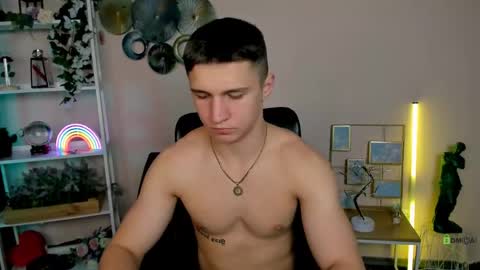 Snapshot of emmanuel_shine chatting on May 2026 05:47:02 AM Emmi online show from May 2026 05:47:02 AM
