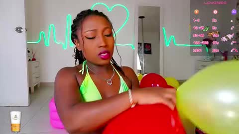 Sara online show from September 2025 11:33:02 AM