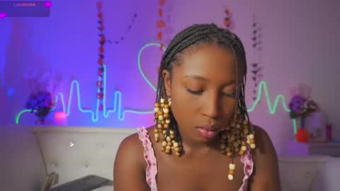 Sara online show from October 2025 11:32:02 AM