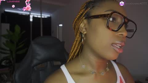 Sara online show from March 2026 12:10:02 PM