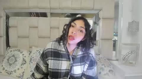 Snapshot of emmaskinny_ chatting on November 2025 02:16:01 PM Emma online show from November 2025 02:16:01 PM