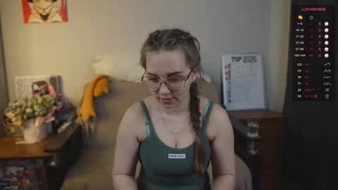 Mia online show from February 2026 07:12:01 PM