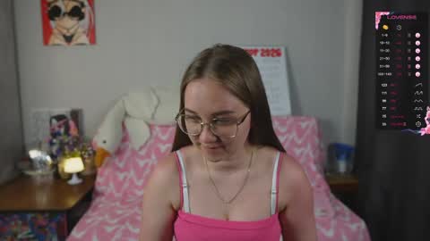 Snapshot of emmatiny chatting on May 2026 06:26:04 PM Mia online show from May 2026 06:26:04 PM