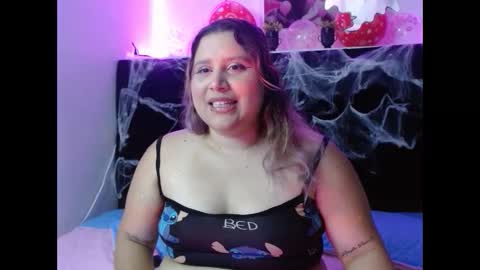 Snapshot of emmatower chatting on October 2025 07:25:02 PM emmatower online show from October 2025 07:25:02 PM