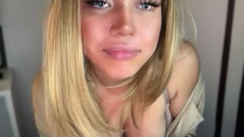 YourDreamGirl Emma  online show from January 2026 07:11:01 PM