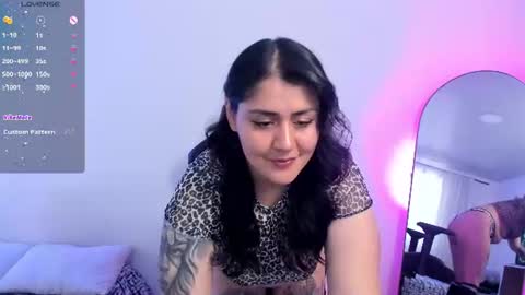 Snapshot of emmax_x chatting on June 2026 01:54:02 PM EMMA online show from June 2026 01:54:02 PM