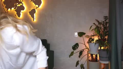 Miss Emmi online show from February 2026 04:58:02 PM