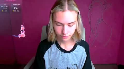 Emmi online show from October 2025 05:16:02 AM