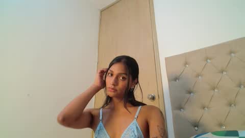 emmily online show from December 2024 11:50:02 PM