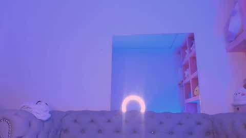    online show from February 2025 11:52:01 AM