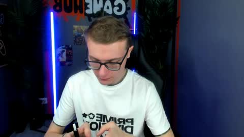 Snapshot of emmit_barker chatting on May 2026 11:07:01 AM Emmit online show from May 2026 11:07:01 AM