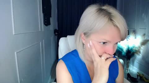 emmmam online show from May 2026 09:48:02 AM