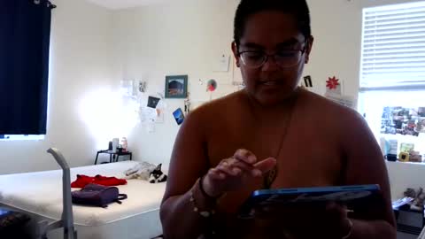 Snapshot of emmmers48 chatting on February 2025 04:11:02 PM Emms online show from February 2025 04:11:02 PM