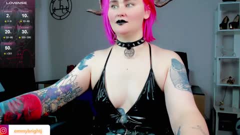 Snapshot of emmybrightj_ chatting on January 2025 06:35:01 AM Emmy Bright     50  online show from January 2025 06:35:01 AM