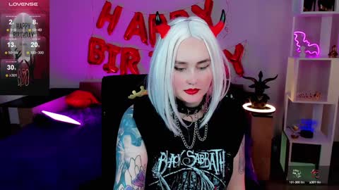 Snapshot of emmybrightj_ chatting on February 2025 05:03:02 AM Emmy Bright     50  online show from February 2025 05:03:02 AM