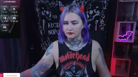 Snapshot of emmybrightj_ chatting on September 2025 04:07:02 PM Emmy Bright     50  online show from September 2025 04:07:02 PM