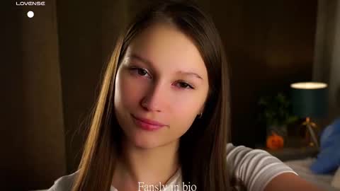 Emmy online show from November 2025 01:11:01 AM