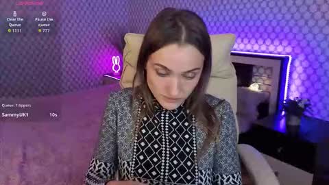 Snapshot of emmyskyy chatting on October 2025 12:36:02 PM Emma online show from October 2025 12:36:02 PM
