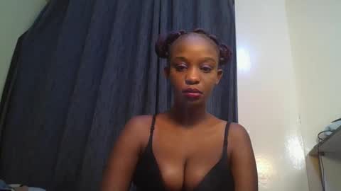 empress_emma online show from April 2026 08:29:02 AM