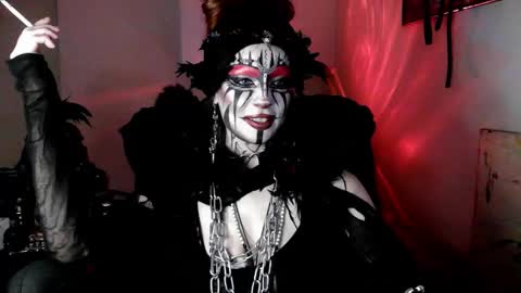 Snapshot of empressmorrigan chatting on December 2025 10:57:01 AM Morrigan online show from December 2025 10:57:01 AM