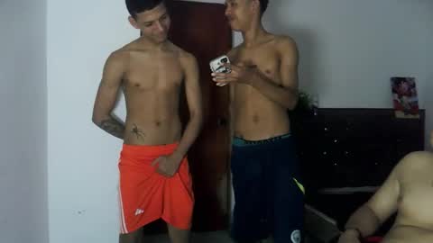 Snapshot of emr_master chatting on October 2025 12:16:02 AM Emr online show from October 2025 12:16:02 AM