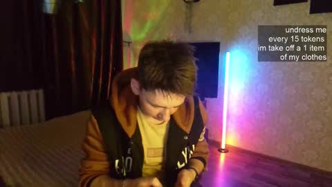 emveeboy96 online show from November 2025 08:11:01 PM
