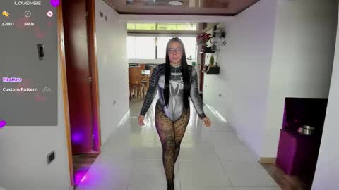 Im Emily would you like to help me reach 100  online show from February 2026 05:17:02 PM