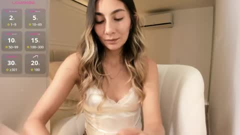 emyconneer online show from April 2026 08:14:01 PM